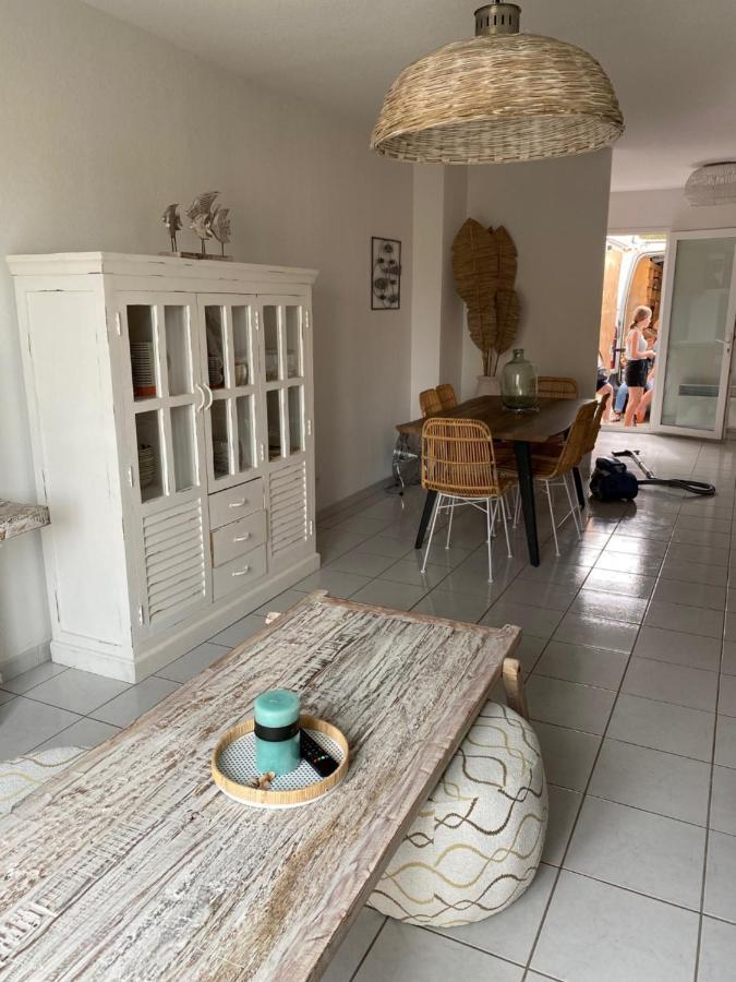 Maison St Pierre La Mer Saint-Pierre-la-Mer  ภายนอก รูปภาพ